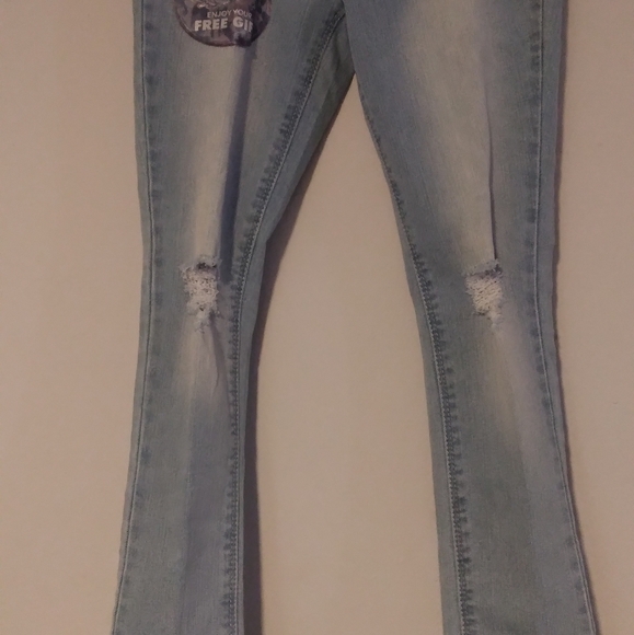 Pants - Picture 2 of 5